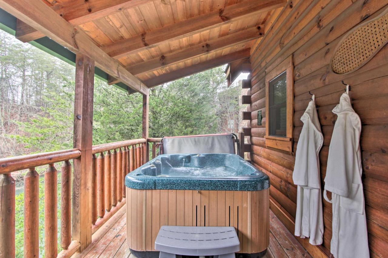 Cabin With Hot Tub About 2 Mi To Island In Pigeon Forge! Dış mekan fotoğraf